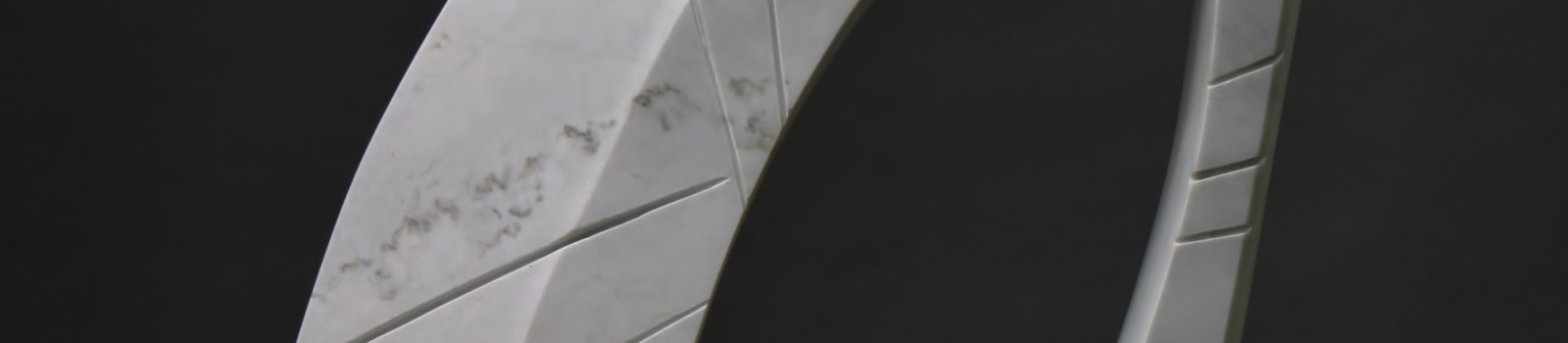 Abstraction with Big Hole -Thumbnail